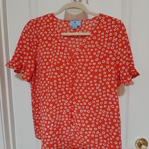 CeCe size S  blouse in Candy Apple, ruffle sleeve